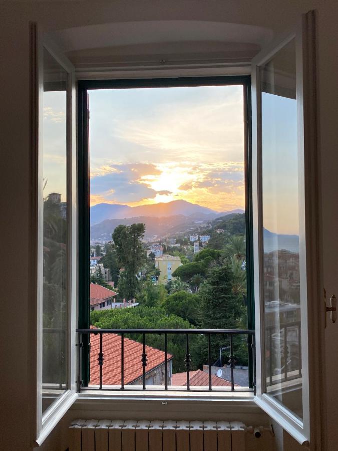 Casa Petra - Appartamento Vista Mare Citta Vecchia Бордігера Екстер'єр фото
